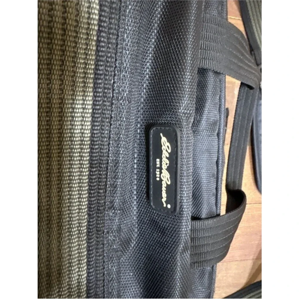 Eddie Bauer compact versatile